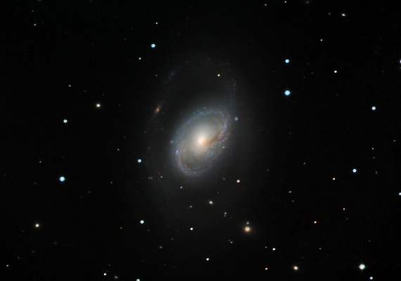 銀河　M96の画像です。