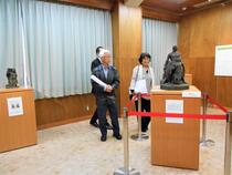 展示の様子（観覧中）