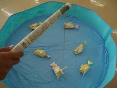 魚を釣っている様子