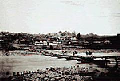 古い橋の写真