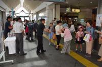 駅改札2