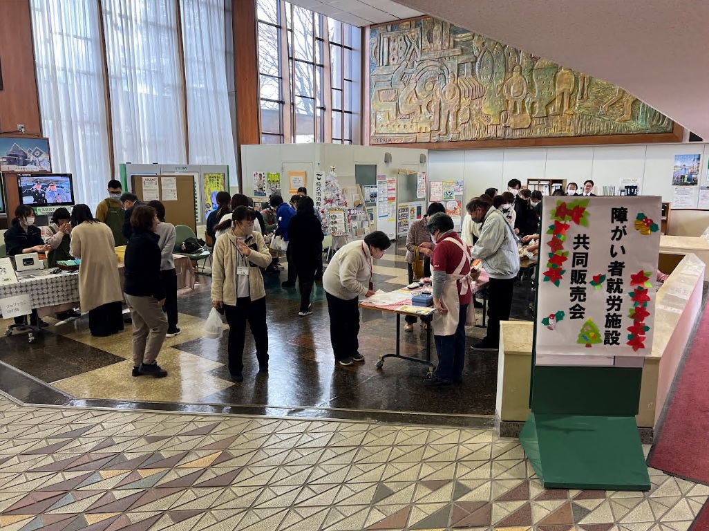 令和7年の販売会の様子写真1