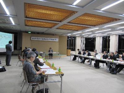 第8回佐久市医療体制等連絡懇話会の様子。