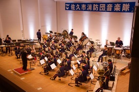 昨年度の1部の様子　本格的な吹奏楽曲を演奏します。