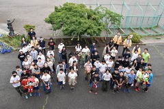 満開の花と集合写真