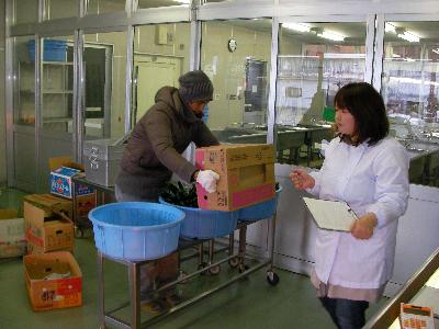 食材搬入の様子