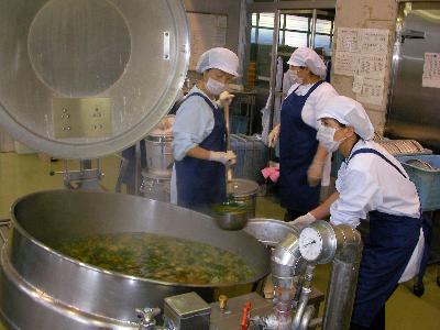 汁の盛り付け