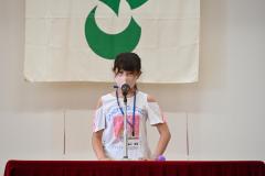 佐久市ジュニアリーダー研修生代表が開会宣言をしている写真