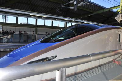 佐久平駅に姿を現した新型車両「Ｅ7系」の画像