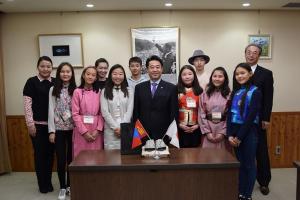 モンゴル国ウランバートル市スフバートル区の皆さんとの画像