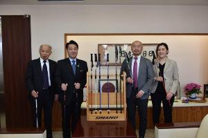 報告の様子1