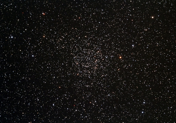 散開星団　NGC7789の画像です。