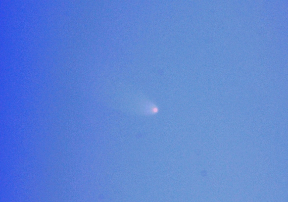 マックノート彗星の画像です。