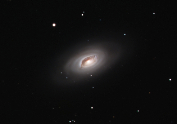 銀河　M64の画像です。