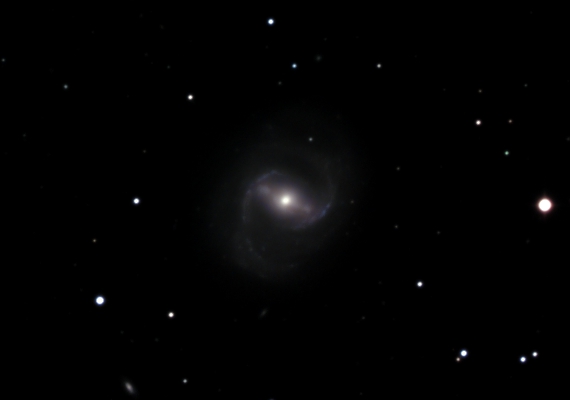 銀河　NGC4548の画像です。