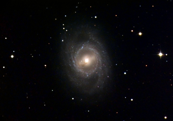 銀河　M95の画像です。