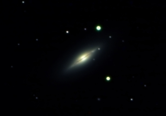 銀河　NGC5866の画像です。
