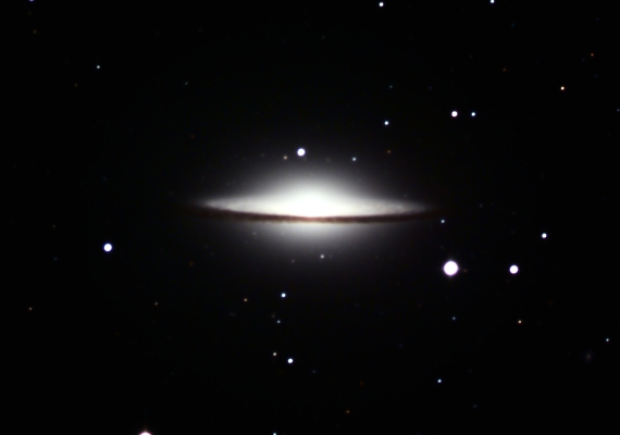 銀河　M104の画像です。