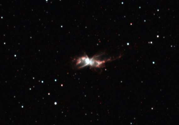 惑星状星雲　NGC6302の画像です。