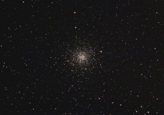 球状星団　M107の画像です。