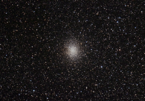 球状星団　M19の画像です。
