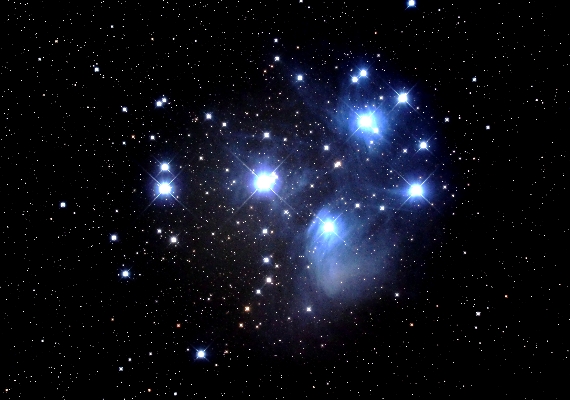 散開星団　M45の画像です。