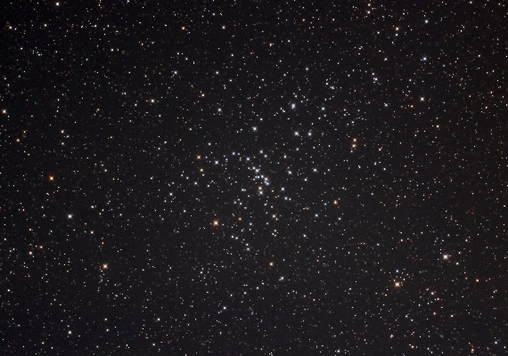 散開星団　M48の画像です。