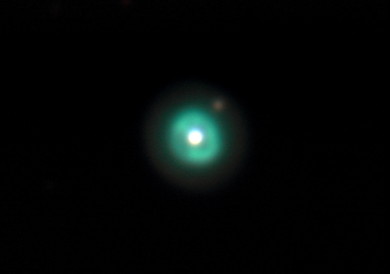 惑星状星雲　NGC1535の画像です。